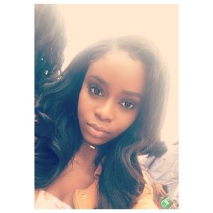 Meet your Posher, Ellissa